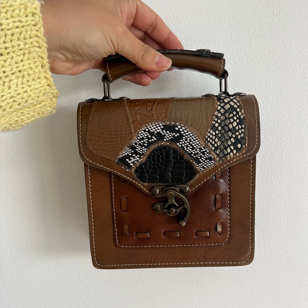 Vintage genuine snakeskin leather purse